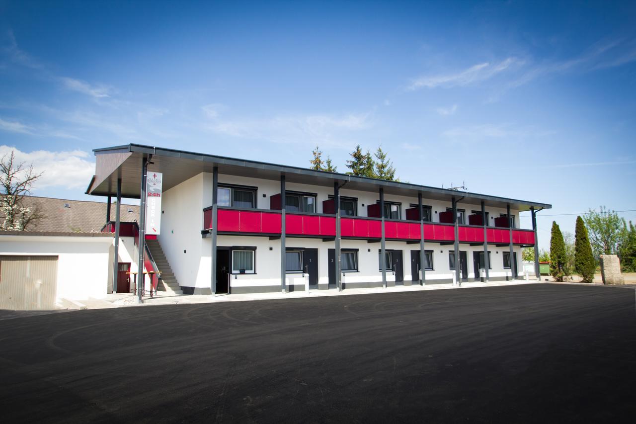 Motel Burg - 24h Self-check-in 2*