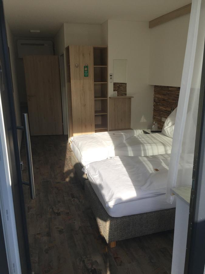 Motel Burg - 24h Self-check-in 2*